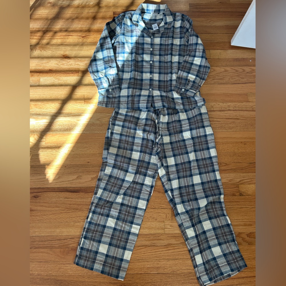 L.L.Bean Flannel Pajama Set, Large Petite, New